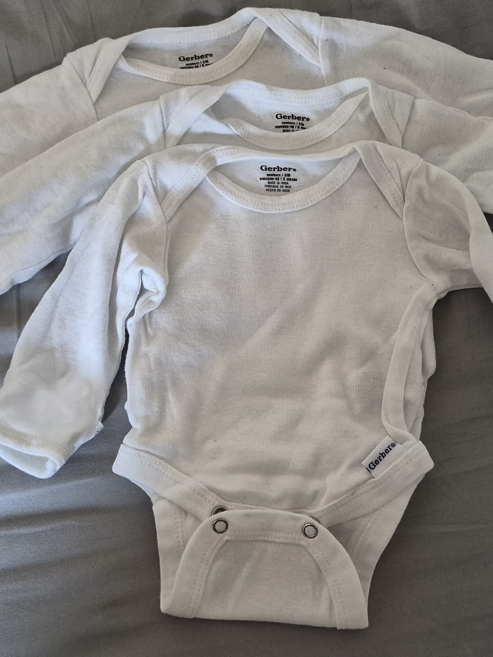Gerber White Long-Sleeve Baby Bodysuit Pack